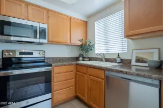 Photo #3: 6346884 Listing