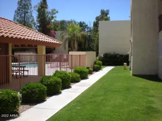 Photo #4: 6347057 Listing