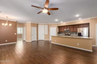 Photo #5: 6347456 Listing