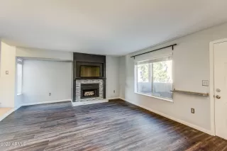 Photo #6: 6347660 Listing