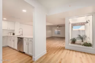 Photo #5: 6347755 Listing 