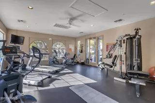 Photo #3: 6347809 Listing