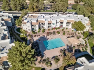 Photo #6: 6347809 Listing