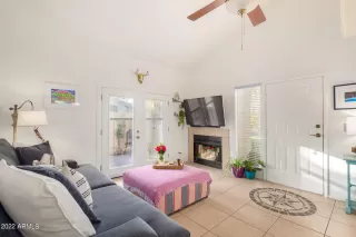 Photo #6: 6347835 Listing