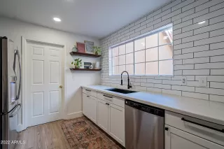 Photo #6: 6347873 Listing 