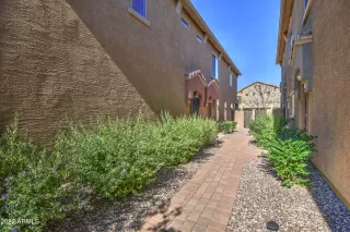 Photo #3: 6348194 Listing