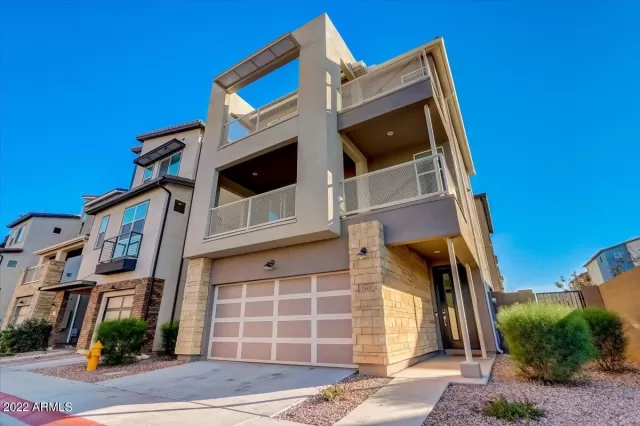 MLS: 6348325 Condo For Sale