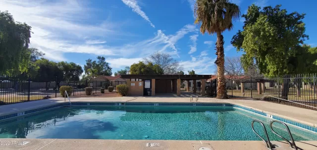 MLS: 6348428 Condo For Sale