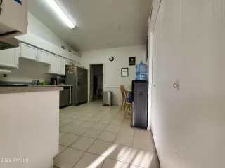 Photo #5: 6348428 Listing