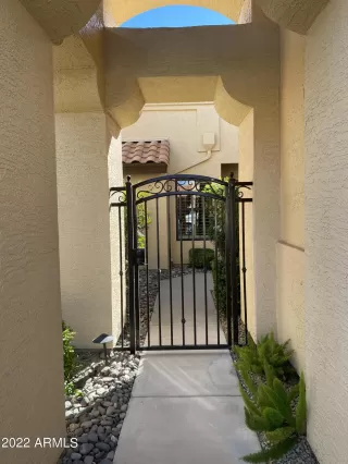 Photo #5: 6348432 Listing