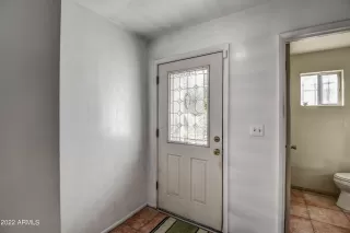 Photo #6: 6348459 Listing