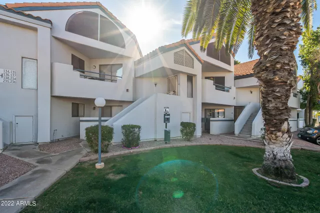 MLS: 6348528 Condo For Sale