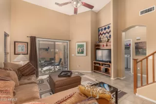 Photo #6: 6348590 Listing