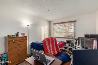 Photo #6: 6348874 Listing