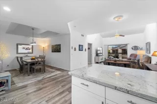 Photo #2: 6349034 Listing