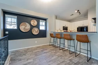 Photo #2: 6349114 Listing