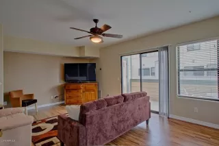 Photo #3: 6349241 Listing