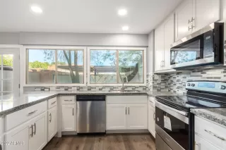 Photo #2: 6349550 Listing