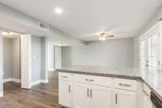 Photo #4: 6349550 Listing