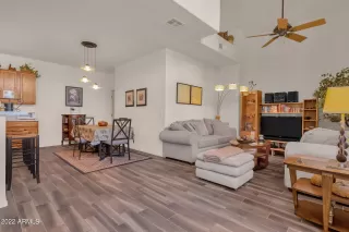 Photo #4: 6349735 Listing 