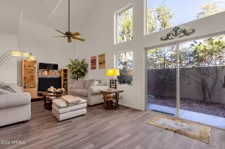 Photo #5: 6349735 Listing 