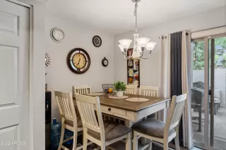 Photo #6: 6349744 Listing