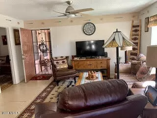 Photo #3: 6349829 Listing