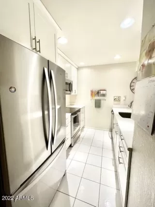 Photo #2: 6349867 Listing