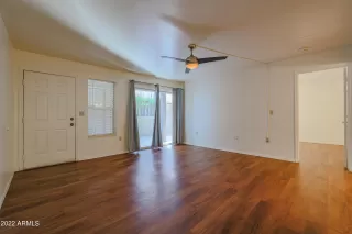 Photo #4: 6349917 Listing 