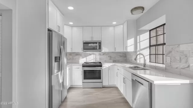 MLS: 6349964 Condo For Sale