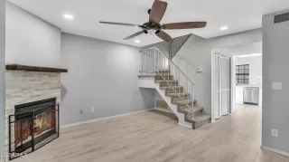 Photo #3: 6349964 Listing