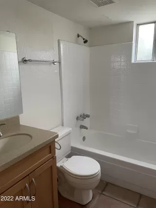 Photo #3: 6350009 Listing