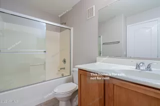 Photo #5: 6350084 Listing