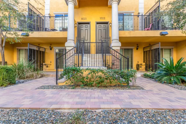 MLS: 6350235 Condo For Sale