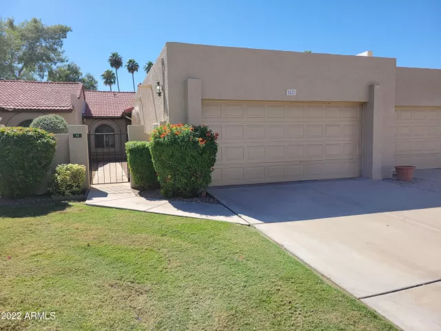 MLS: 6350250 Condo For Sale