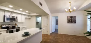 Photo #4: 6350250 Listing