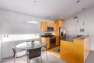 Photo #4: 6350251 Listing 