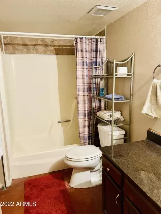 Photo #6: 6350328 Listing 