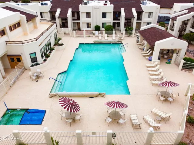 MLS: 6350528 Condo For Sale