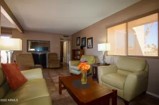 Photo #6: 6350528 Listing 