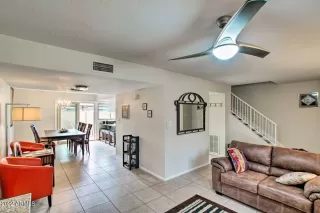 Photo #6: 6350725 Listing