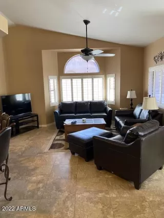 Photo #3: 6350862 Listing