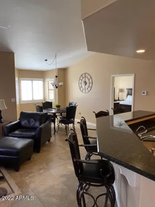 Photo #5: 6350862 Listing