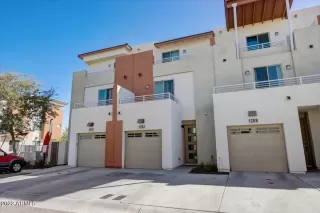 Photo #4: 6350917 Listing