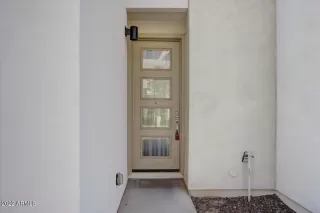 Photo #5: 6350917 Listing