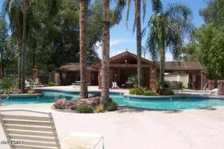 Photo #6: 6351045 Listing