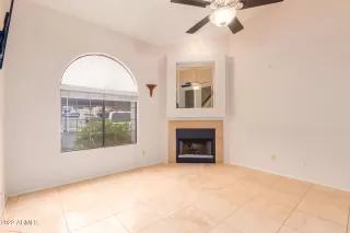 Photo #4: 6351300 Listing