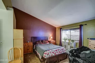 Photo #6: 6351309 Listing