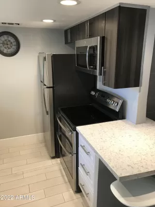 Photo #2: 6351424 Listing 