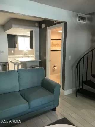 Photo #5: 6351424 Listing 